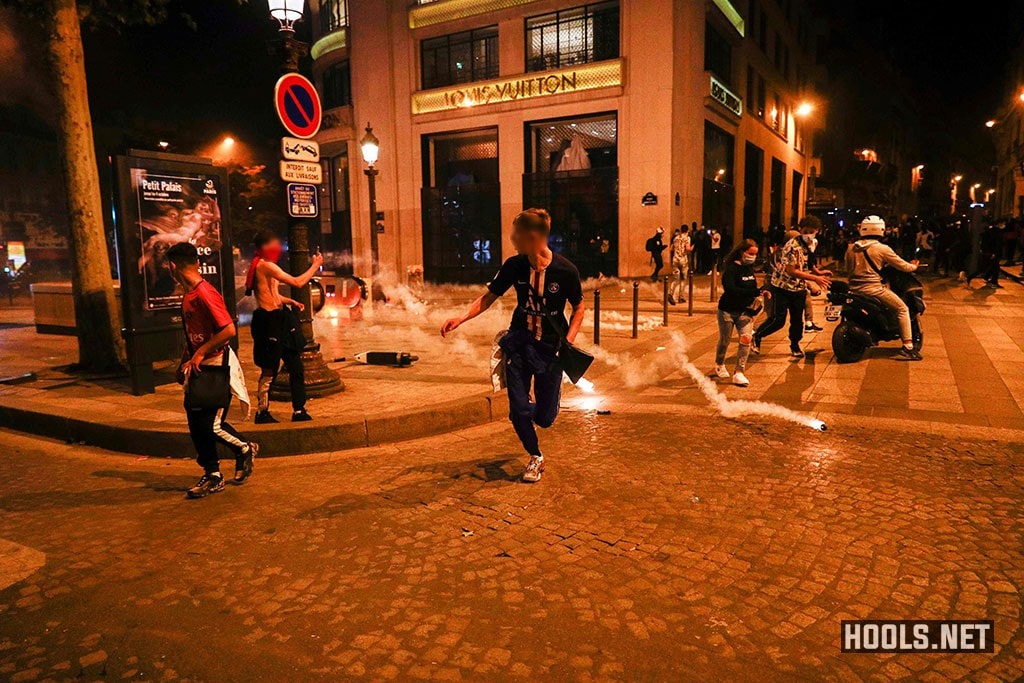 PSG fans clash with riot police after Champions League final defeat