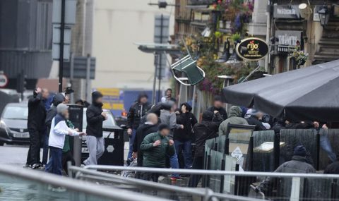 Slask Wroclaw hooligans attack Sevilla fans in Manchester