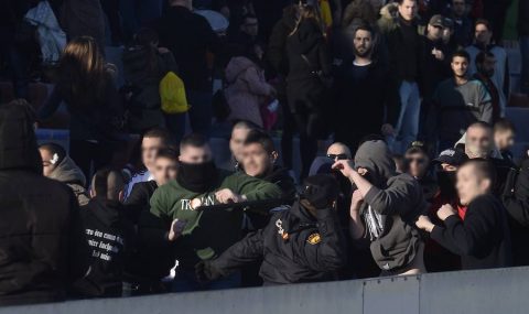 Scuffle breaks out between fans during Spanish third division match