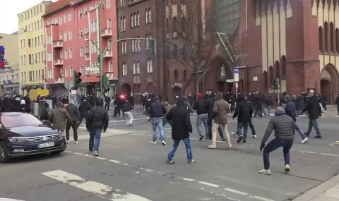 Hertha and Eintracht Frankfurt hooligans clash ahead of Bundesliga match