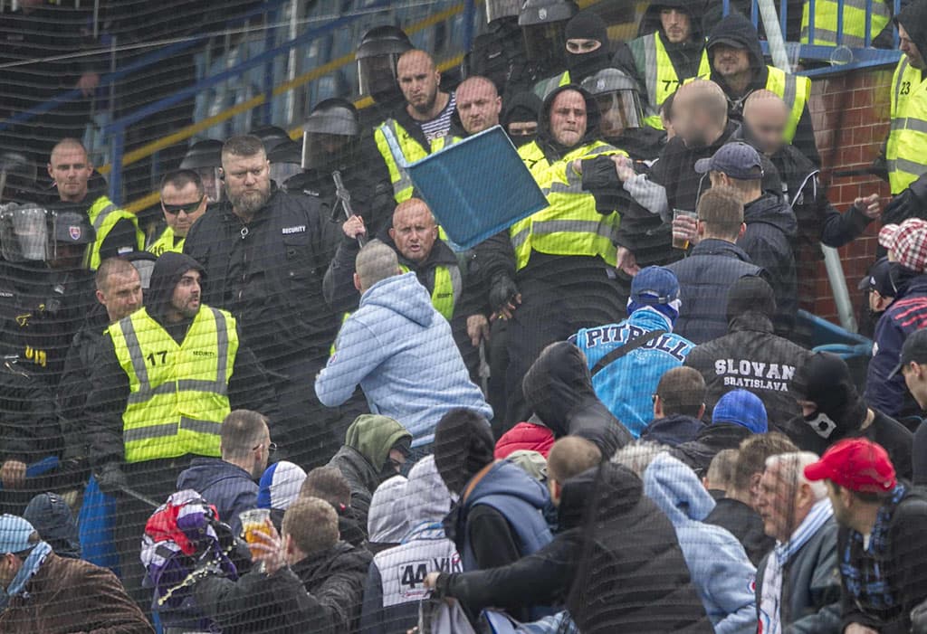 Šk slovan bratislava is a football club based in bratislava, slovakia, that plays in the slovak super liga. Slovan Bratislava Stadium - Slovan Bratislava fans clash with cops and stadium ...