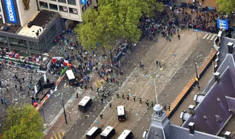 Feyenoord fans riot after Excelsior defeat