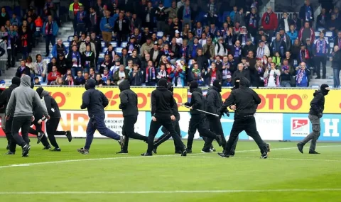 2. Bundesliga: Holstein Kiel hools try to attack St. Pauli end