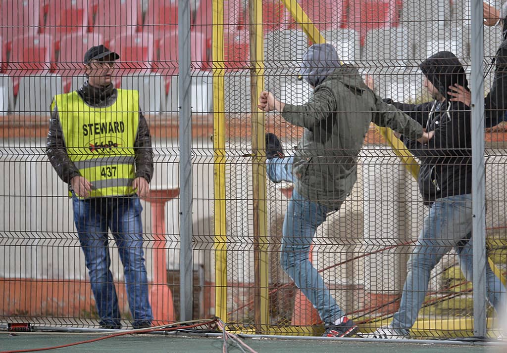 Fan trouble flares at Romanian league match