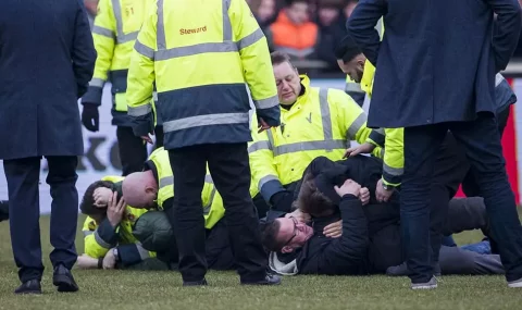 Go Ahead Eagles fans attack De Graafschap players after defeat