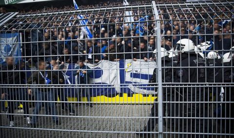 Hertha Berlin ultras clash with police at Borussia Dortmund