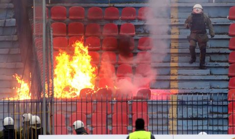 Panionios vs Atromitos: Trouble breaks out in stands after final whistle