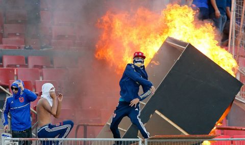 Universidad de Chile fans cause trouble during Copa Libertadores match