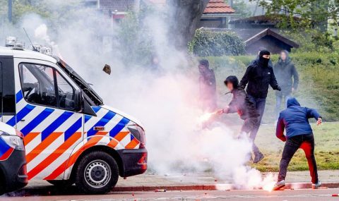 Feyenoord fans clash with police at club’s training ground