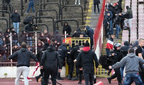 CSKA Sofia and Lokomotiv Plovdiv fans clash prior to kick-off