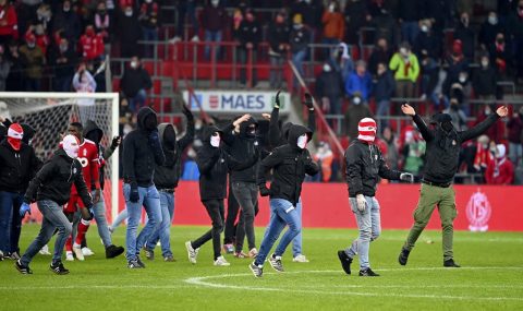 Standard Liege fans force match to be abandoned