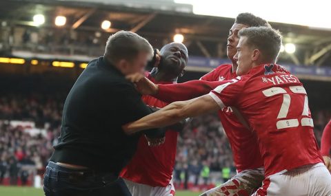 Leicester fan attacks Nottingham Forest players during FA Cup tie