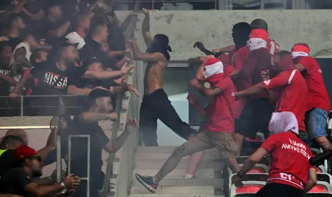 Nice and Cologne fans fight in stands before kick off