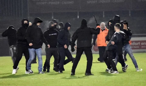 La Louviere hooligans attack Francs Borains fans during Belgian third division match