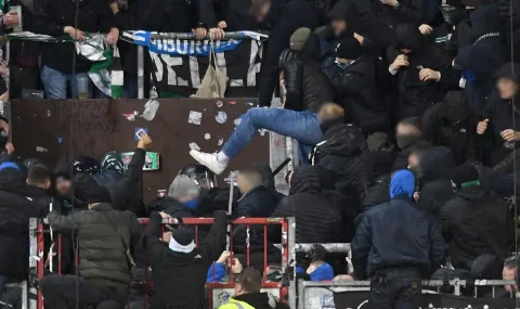 Hannover fans clash with cops during  2. Bundesliga game at St. Pauli