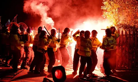 Legia Warsaw fans clash with police outside Aston Villa’s ground