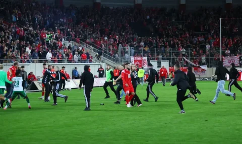 Fans cause chaos at Hallescher’s clash with Chemie Leipzig