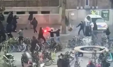 Utrecht and Lyon fans clash prior to Europa League match