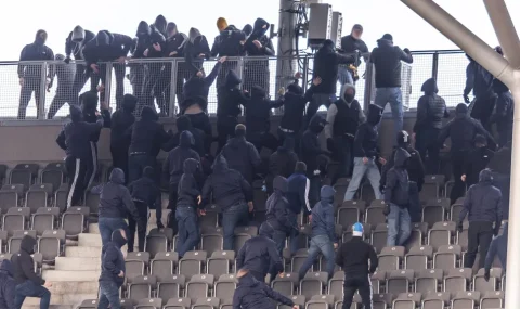 Fans involved in brief confrontation before Hertha v Dynamo