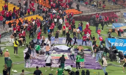 Rival fans clash at Colombian Cup final in Medellin